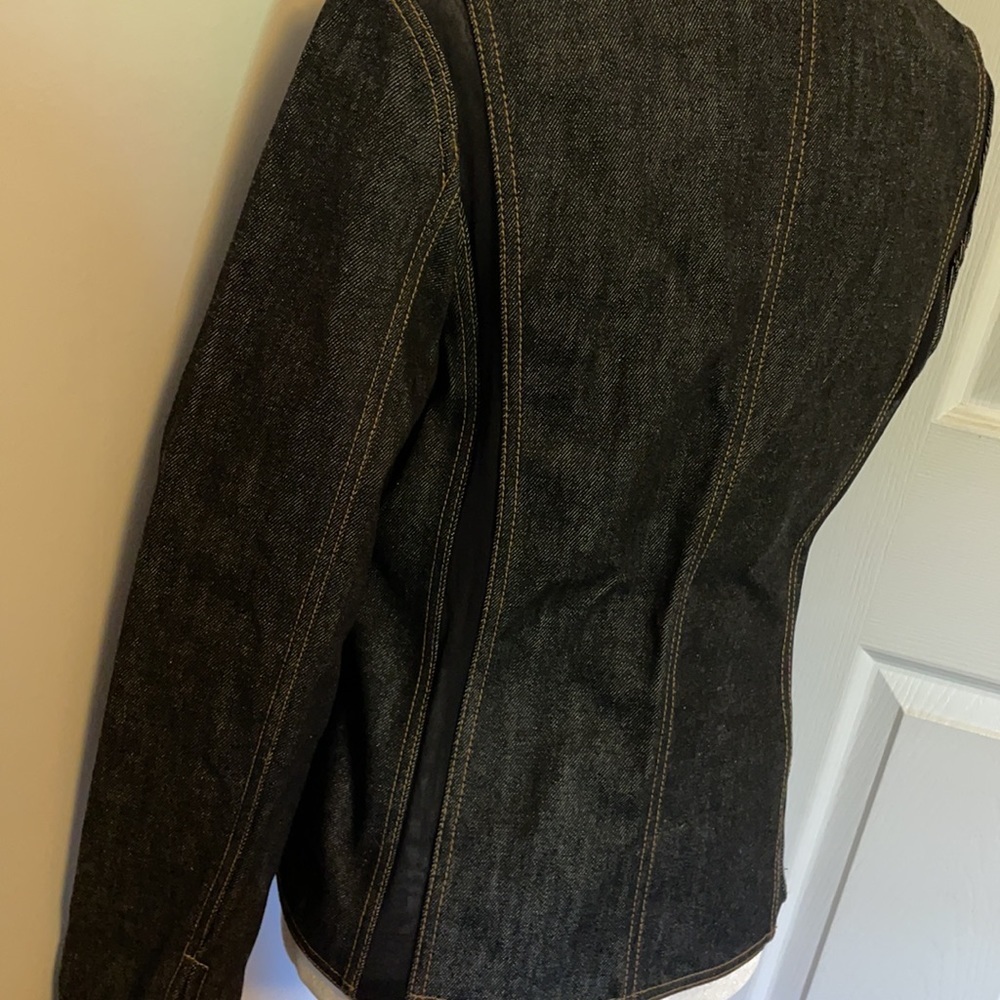 Gucci Black Denim Jean Jacket with Contrast Stitching - Picture 4 of 12